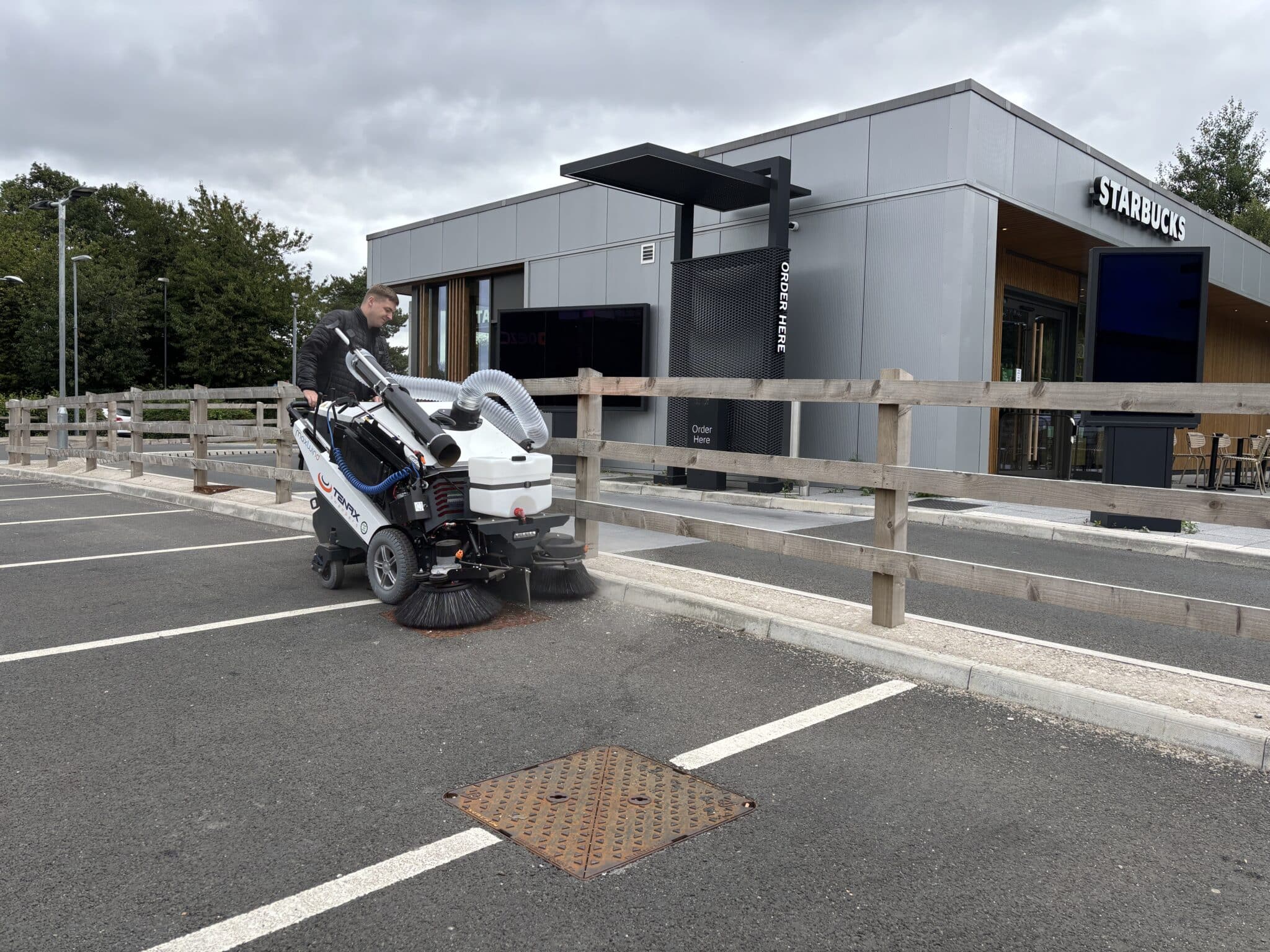 MaxWind 3 maxwind in use 4 scaled